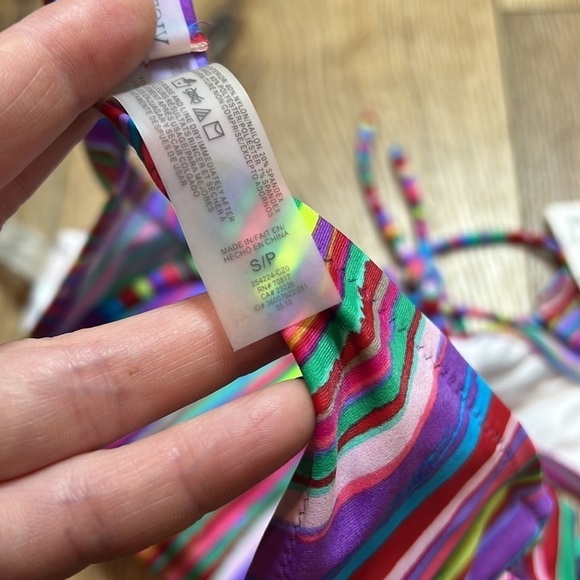 Victoria’s Secret Swim Multicolor Bikini Size S - Picture 7 of 8
